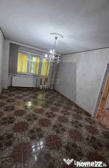 Apartament cu 2 camere decomandat în Titan
