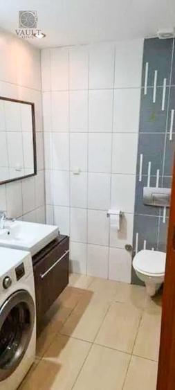 Apartament cu 3 camere semidecomandat, mobilat în Ștefăneștii de Jos