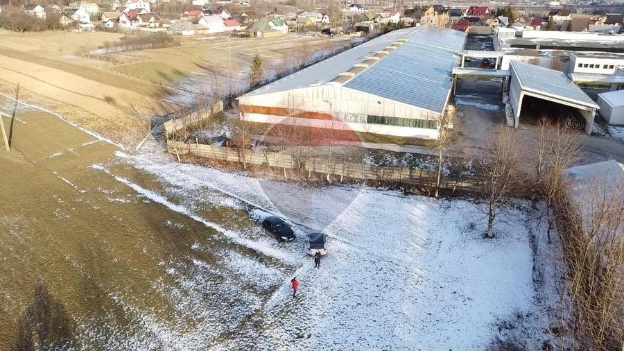 Teren Construcții intravilan de 2092 mp, în Est