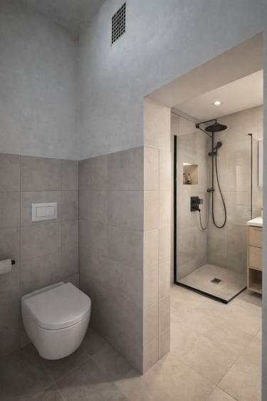Apartament 2 camere, 73 mp, zona Central - 18