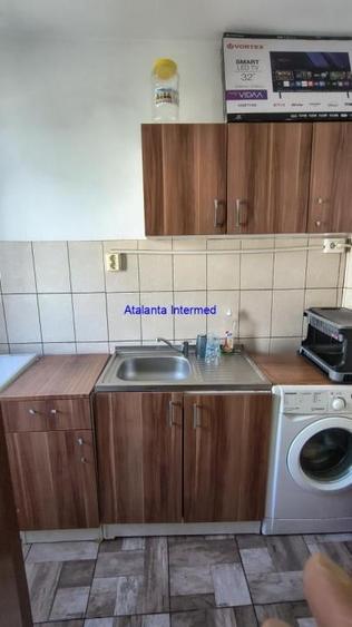 Garsonieră, mobilată în Tomis III