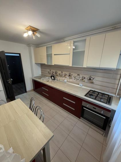 Apartament 2 camere de inchiriat Targoviste cartierul CFR