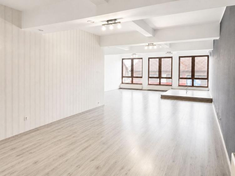Spațiu comercial, de 154 mp, în Central
