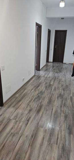 Apartament cu 3 camere decomandat, mobilat în Rahova