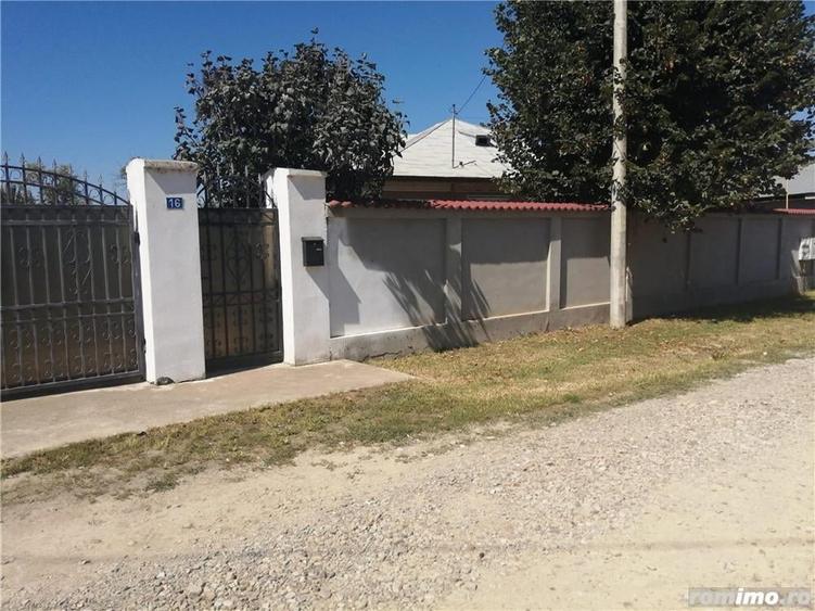 Casă cu 3 camere cu Teren 1365 Mp în Coșereni