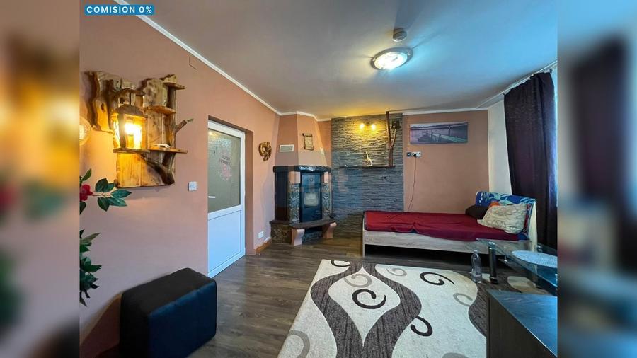 Casă cu 2 camere cu Teren 539 Mp în Târnova
