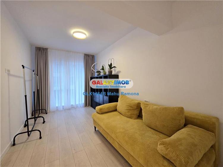 Apartament cu 3 camere decomandat, mobilat în Central