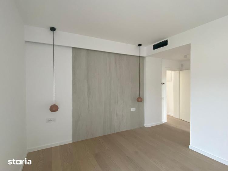 Casă cu 6 camere cu Teren 600 Mp în Centrul Civic