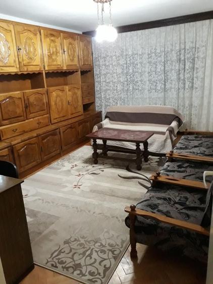 Apartament cu 2 camere decomandat în Girocului