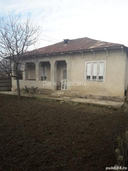 Casă cu 4 camere în Măicănești