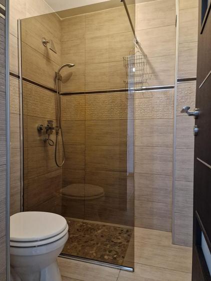 Apartament cu 3 camere decomandat în Vitan Mall