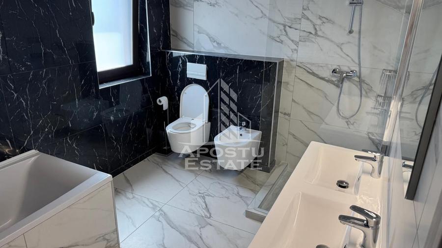 Duplex cu 5 camere cu Canalizare în Dumbrăvița