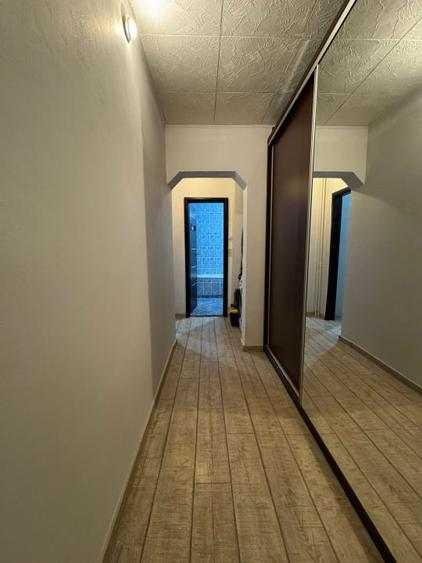Apartament cu 2 camere semidecomandat, mobilat în Mărgeanului
