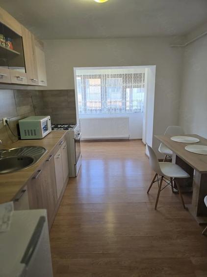 Apartament cu 2 camere decomandat în Orizont