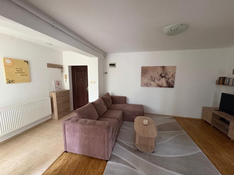 Apartament cu 3 camere decomandat în Unirea