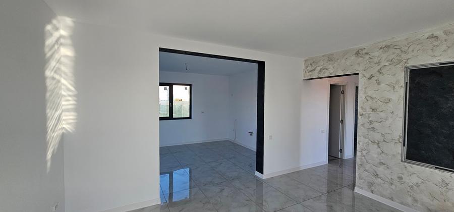 Casă individuală cu 3 camere cu Teren 340 Mp în Berceni