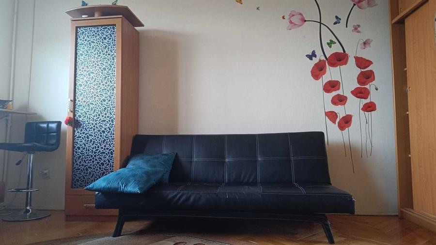 Apartament cu 3 camere decomandat în Basarab