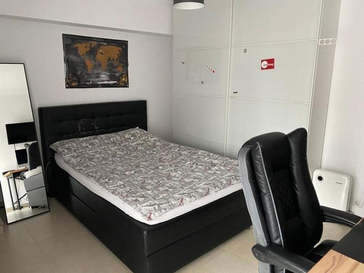 Apartament cu 4 camere decomandat în Unirii