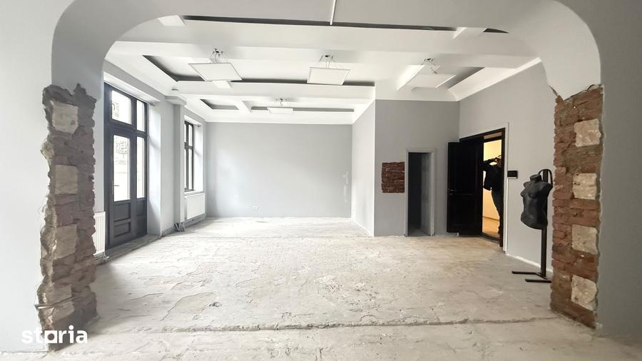 Spațiu comercial, de 83 mp, în Ultracentral