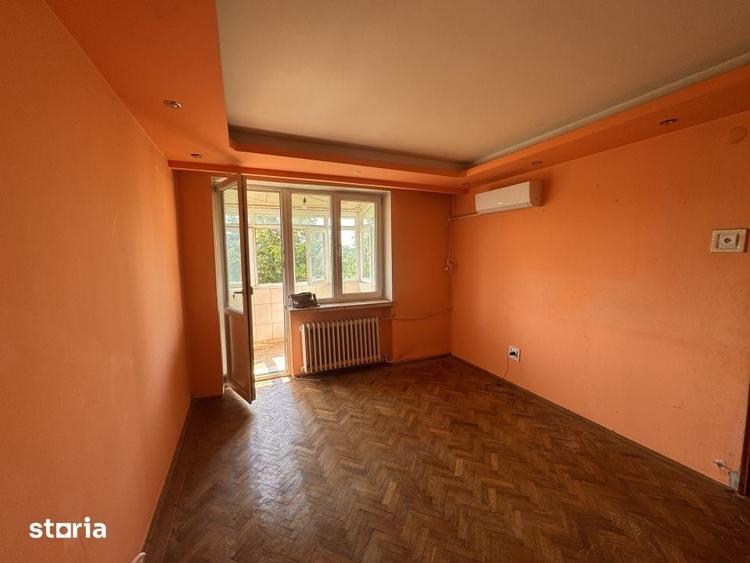 Apartament cu 3 camere decomandat în George Enescu