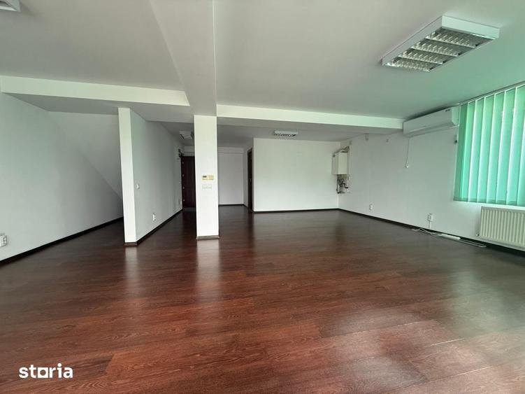 Spațiu comercial, de 367 mp, în Central