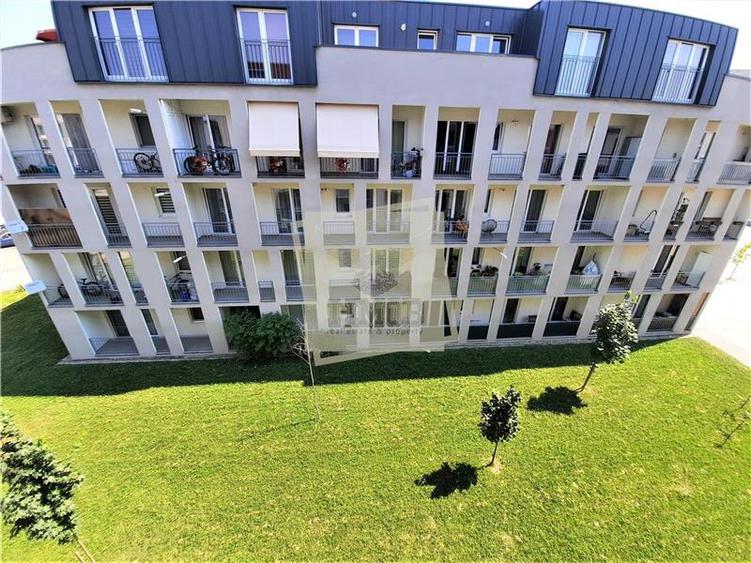Apartament cu 2 camere semidecomandat, mobilat în Central