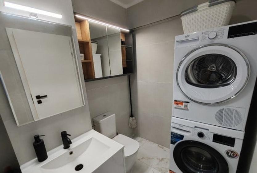 Apartament cu 2 camere decomandat, mobilat în Berceni
