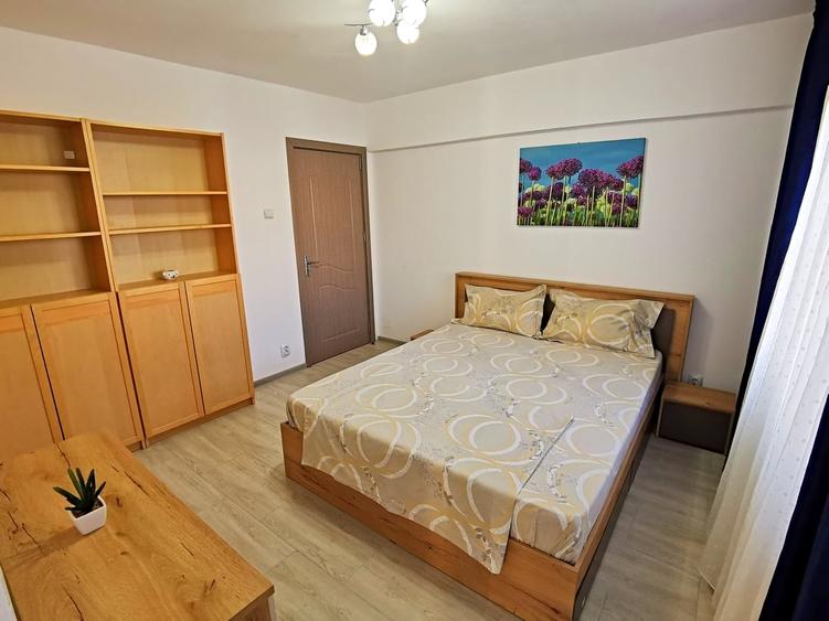 Apartament cu 2 camere semidecomandat, mobilat în Iancului