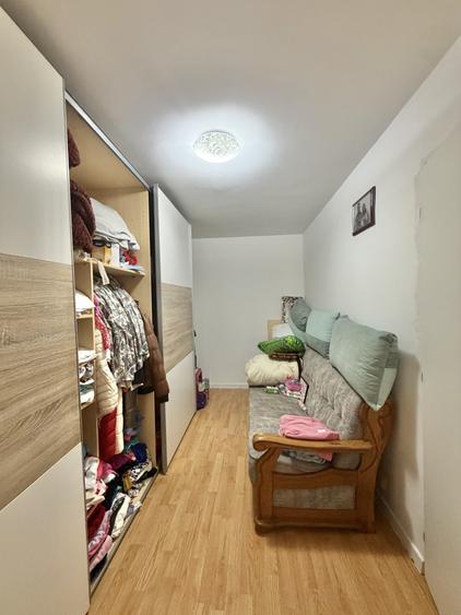 Apartament cu 2 camere nedecomandat, mobilat în P-ța Doina