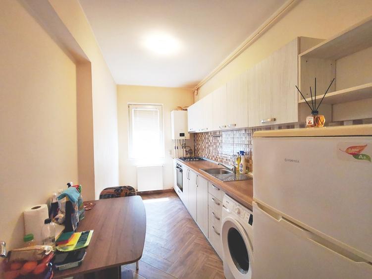 Apartament cu 2 camere decomandat în Chiajna