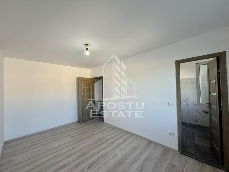 Apartament cu 3 camere decomandat în Șagului