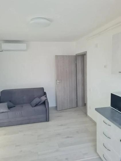 Apartament cu 2 camere semidecomandat în Trivale