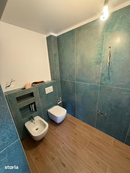 Apartament cu 4 camere în Domnești