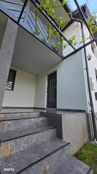 Casă cu 6 camere cu Teren 157 Mp în Dâmbul Rotund