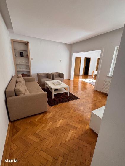 Apartament cu 4 camere în Eminescu