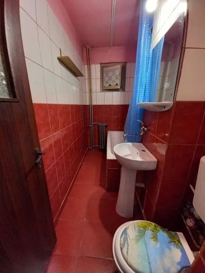 Apartament cu 2 camere semidecomandat, mobilat în Nord