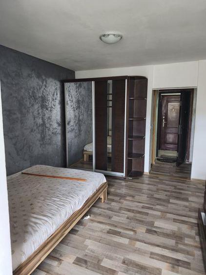 Garsonieră decomandată în Galata