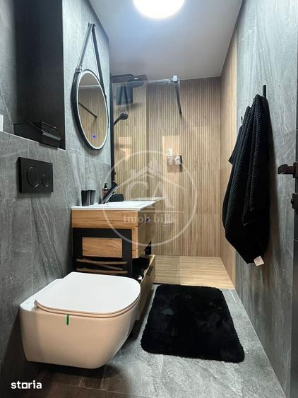 Apartament cu 3 camere decomandat în Sânmartin