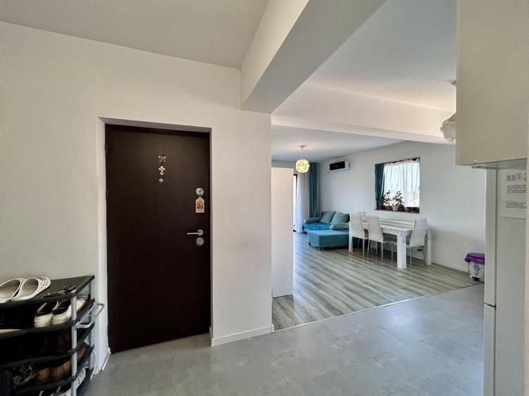 Apartament cu 2 camere decomandat, mobilat în Păulești