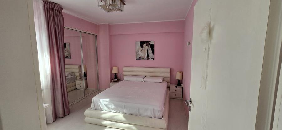 Apartament cu 4 camere decomandat în Km 4-5
