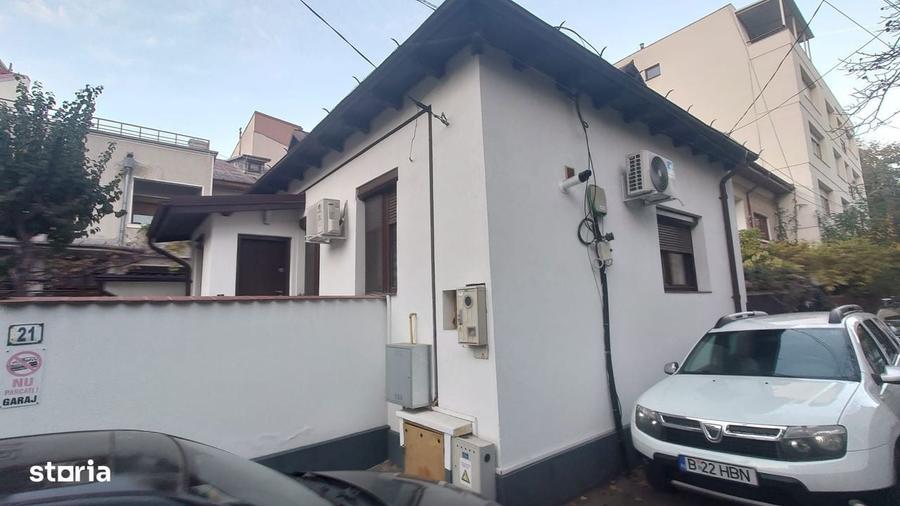 Casă cu 4 camere cu Teren 239.7 Mp în Dorobanți