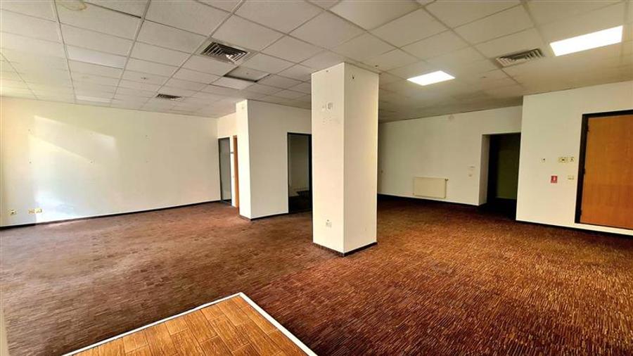 Spațiu comercial, de 150 mp, în Dâmbovița