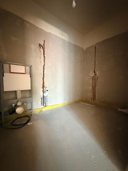 Apartament cu 2 camere decomandat în Obor