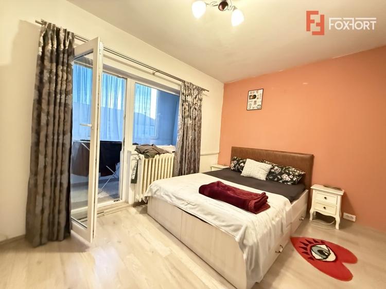 Apartament cu 3 camere decomandat, mobilat în Bucovina