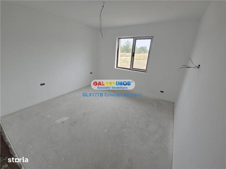 Casă cu 4 camere în Gulia