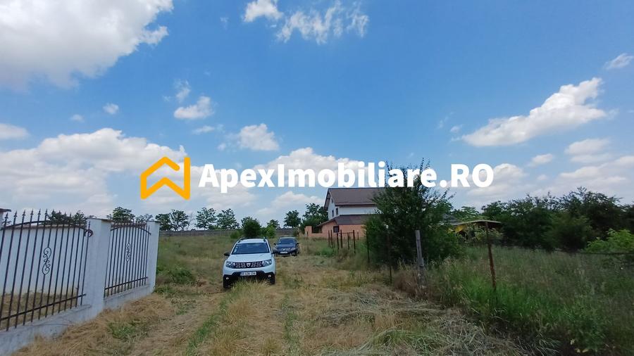 Casă individuală cu 4 camere cu Teren 883 Mp în Varlaam