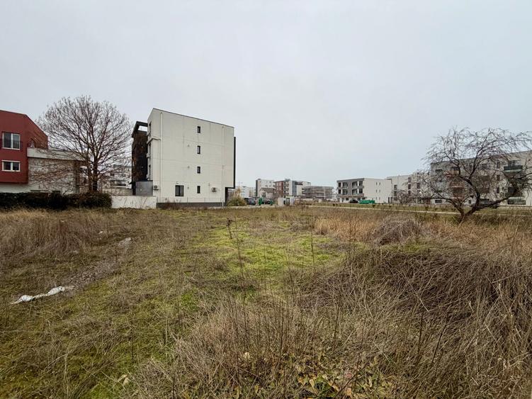 Teren Construcții intravilan de 600 mp, în Central