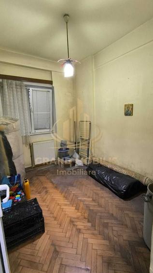 Apartament cu 2 camere decomandat în Tineretului