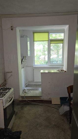 Apartament cu 2 camere semidecomandat în Mazepa 1