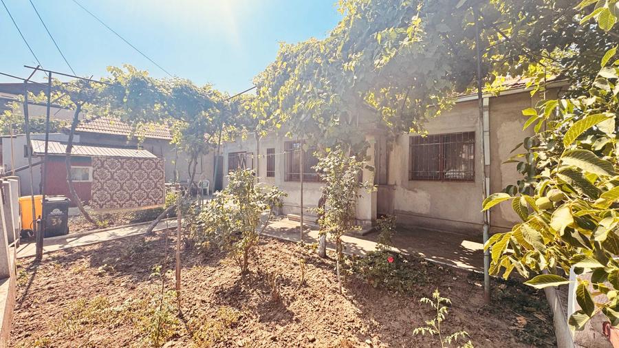 Casă cu 3 camere cu Teren 210 Mp în Coiciu